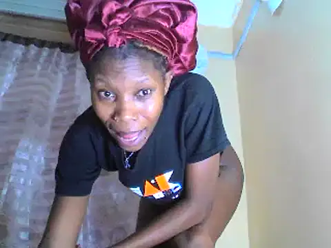 Snapshot of smallnaughtygirl chatting on 30, 1, 2025 smallnaughtygirl online show from 30, 1, 2025