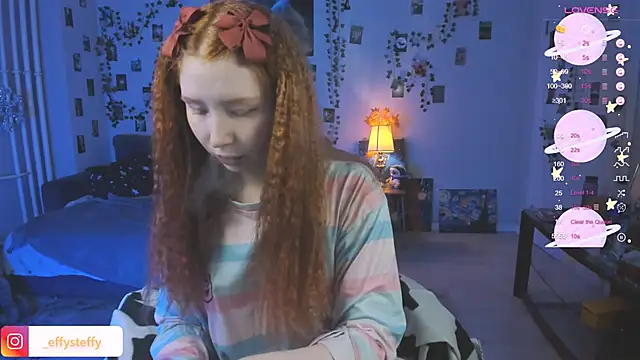 CallMeEffy1 online show from 18, 10, 2025