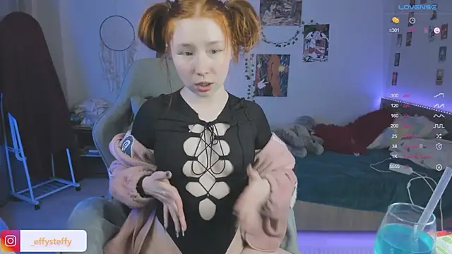 Snapshot of CallMeEffy1 chatting on 21, 2, 2026 CallMeEffy1 online show from 21, 2, 2026