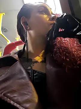 Liilith goddess  online show from 13, 10, 2025