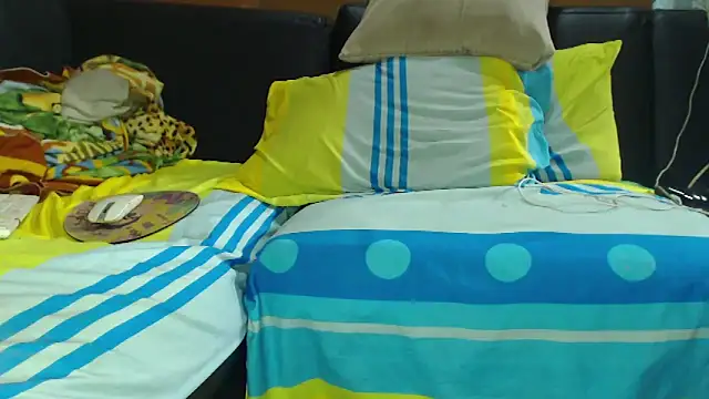 Snapshot of sexyblackxx12 chatting on 11, 11, 2025 sexyblackxx12 online show from 11, 11, 2025