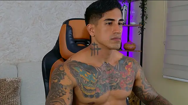 AdanReilly online show from 11, 12, 2024