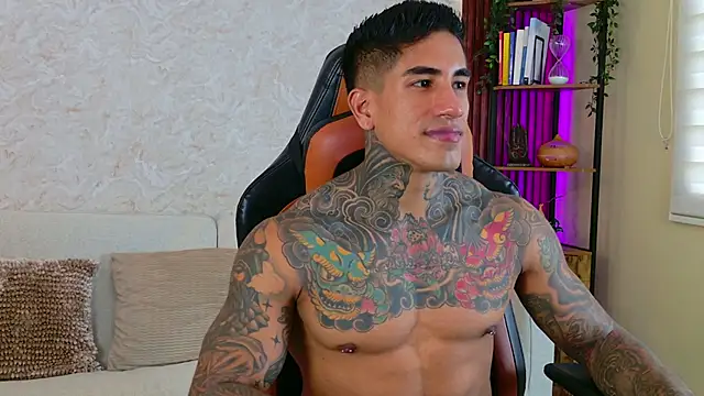 AdanReilly online show from 24, 11, 2025