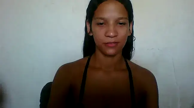 Snapshot of By_Aninha chatting on 22, 3, 2025 By Aninha online show from 22, 3, 2025