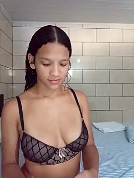 Snapshot of By_Aninha chatting on 27, 11, 2025 By Aninha online show from 27, 11, 2025