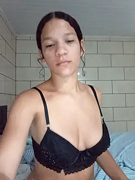 Snapshot of By_Aninha chatting on 30, 11, 2025 By Aninha online show from 30, 11, 2025