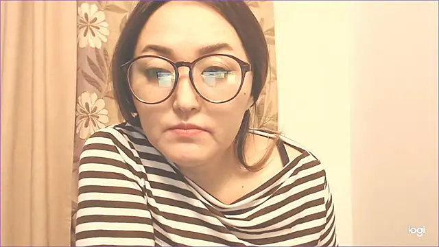 Snapshot of hrnyteacher chatting on 19, 12, 2024 hrnyteacher online show from 19, 12, 2024