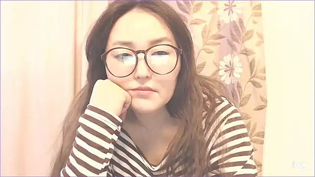 Snapshot of hrnyteacher chatting on 13, 3, 2025 hrnyteacher online show from 13, 3, 2025