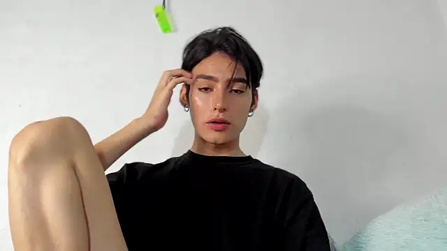 sebas rose online show from 4, 12, 2024