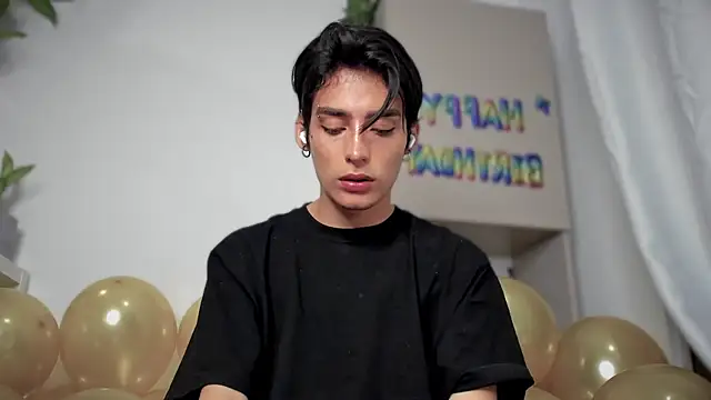 sebas rose online show from 23, 12, 2024