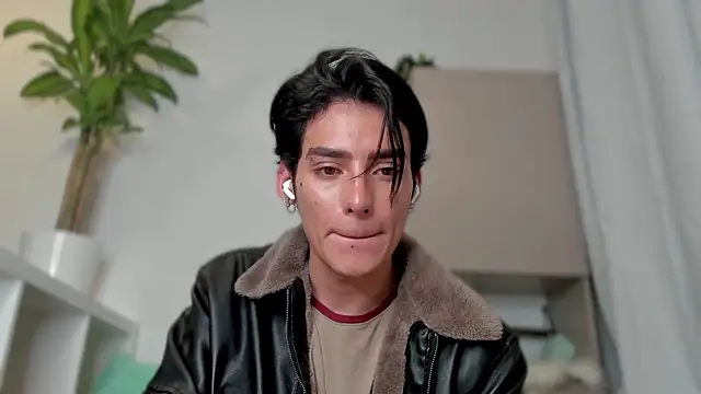 sebas rose online show from 15, 1, 2025