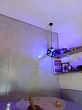 LunaGil1 online show from 15, 12, 2024