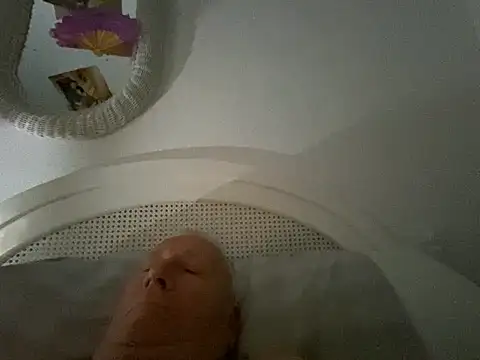 Bossinmidd12 online show from 19, 2, 2025