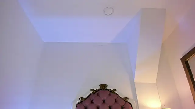 Mara Betancurt online show from 11, 3, 2026