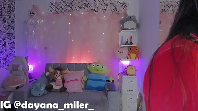  dayana miler online show from 10, 11, 2025