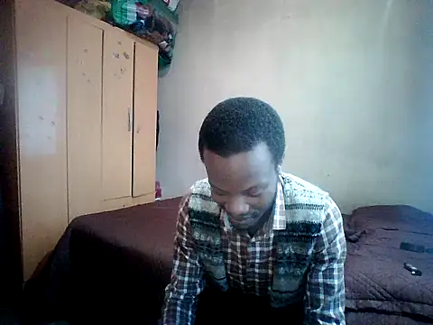 Snapshot of CedRickBakana chatting on 18, 9, 2025 CedRickBakana online show from 18, 9, 2025