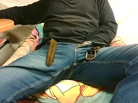 Giulio35 Pika online show from 13, 11, 2025