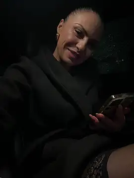 KimKelly13 online show from 13, 2, 2026