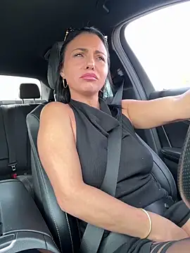 KimKelly13 online show from 17, 4, 2026