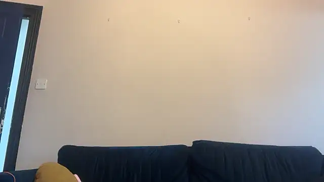 Snapshot of AshleyCox chatting on 17, 5, 2026 AshleyCox online show from 17, 5, 2026