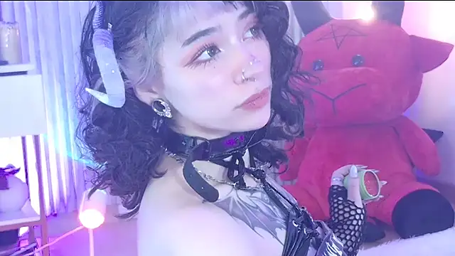 zephirahabney online show from 25, 11, 2025