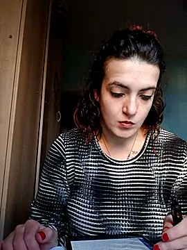 LadyMinnie online show from 4, 11, 2025