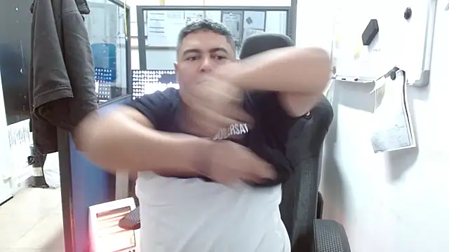 Snapshot of gordito_xx chatting on 6, 3, 2025 gordito xx online show from 6, 3, 2025