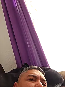 Snapshot of gordito_xx chatting on 1, 11, 2025 gordito xx online show from 1, 11, 2025