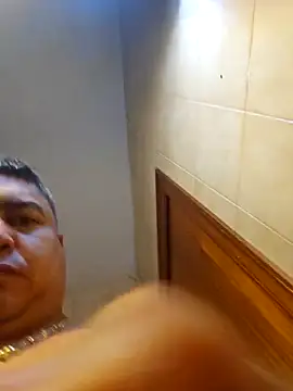 Snapshot of gordito_xx chatting on 21, 11, 2025 gordito xx online show from 21, 11, 2025