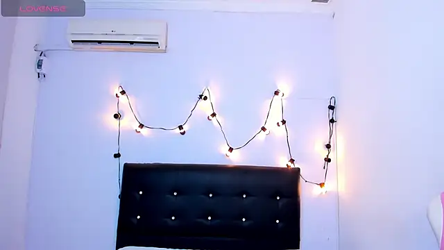 Snapshot of chanel_brunette chatting on 20, 1, 2025 chanel brunette online show from 20, 1, 2025