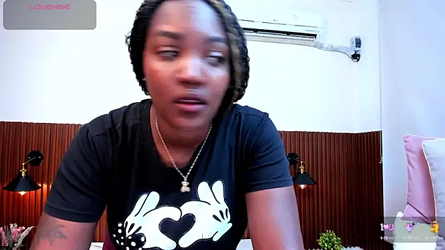 Snapshot of chanel_brunette chatting on 15, 2, 2025 chanel brunette online show from 15, 2, 2025