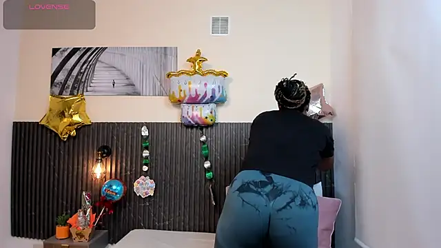 Snapshot of chanel_brunette chatting on 4, 3, 2025 chanel brunette online show from 4, 3, 2025