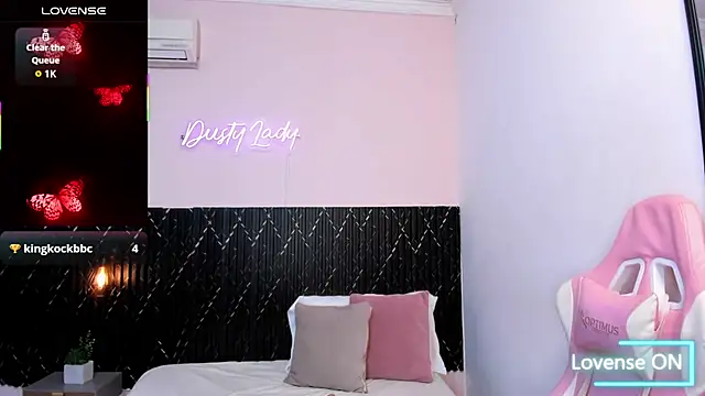 Snapshot of chanel_brunette chatting on 20, 9, 2025 chanel brunette online show from 20, 9, 2025