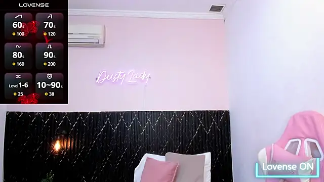 Snapshot of chanel_brunette chatting on 27, 10, 2025 chanel brunette online show from 27, 10, 2025