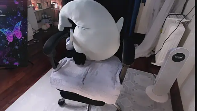 Lee Mi online show from 11, 2, 2025