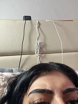 Snapshot of ThickerThanYoBitch chatting on 20, 9, 2025 ThickerThanYoBitch online show from 20, 9, 2025