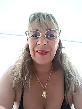 Snapshot of biancchi chatting on 2, 1, 2025 biancchi online show from 2, 1, 2025