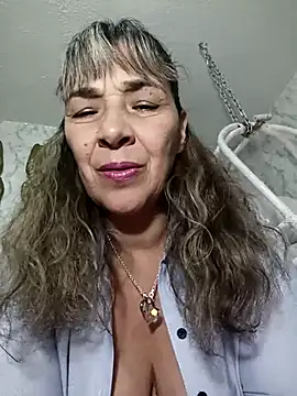 Snapshot of biancchi chatting on 9, 3, 2025 biancchi online show from 9, 3, 2025