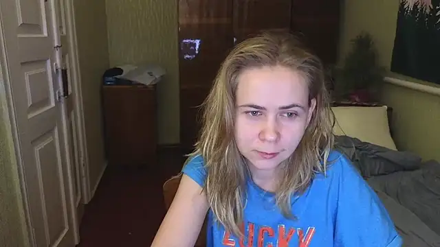 Riley Roo online show from 5, 1, 2025