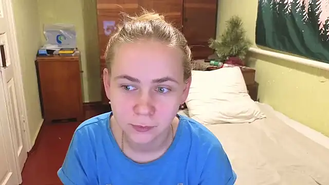 Riley Roo online show from 11, 1, 2025