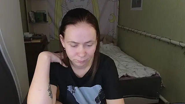 Riley Roo online show from 3, 10, 2025