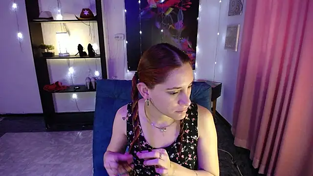 IsaBaileys  online show from 7, 2, 2025