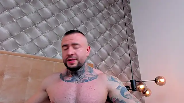 Snapshot of BruceDallas chatting on 3, 12, 2024 BruceDallas online show from 3, 12, 2024