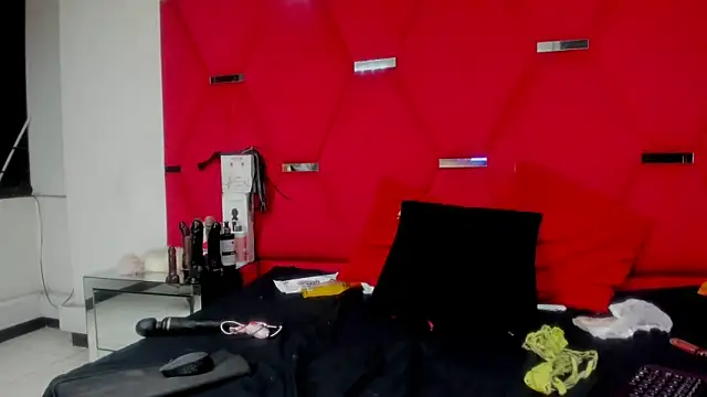 Karoll69  online show from 9, 1, 2025