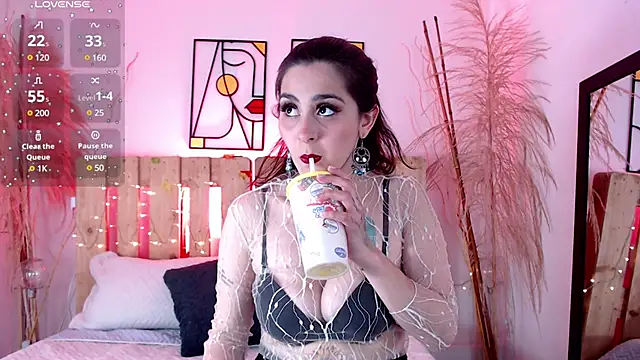 emily amaya online show from 21, 3, 2025