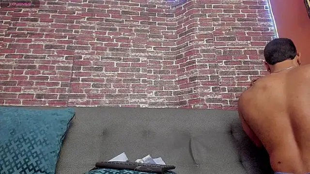 Snapshot of curt_xxx chatting on 18, 1, 2025 curt xxx online show from 18, 1, 2025