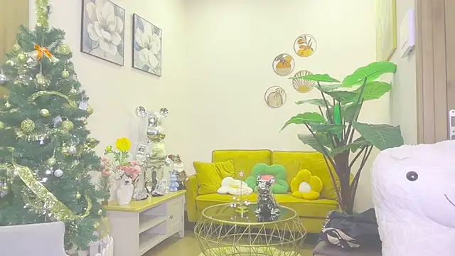 Snapshot of Monalisadon018 chatting on 16, 2, 2026 Monalisadon018 online show from 16, 2, 2026