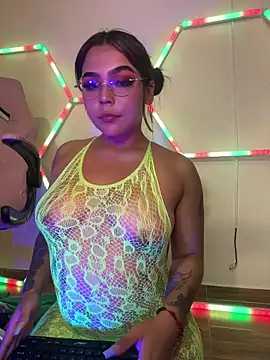 Chloemercury online show from 27, 11, 2025