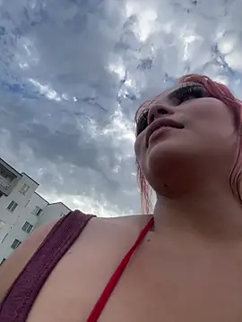 Chloemercury online show from 21, 12, 2025