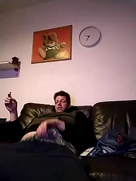 Knuffelstaaf123 online show from 12, 11, 2025